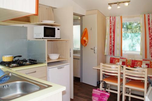 Salon cuisine du mobil home